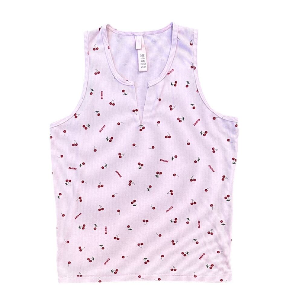 Skims Soft Lounge Split Front Tank In Cherries - image 4